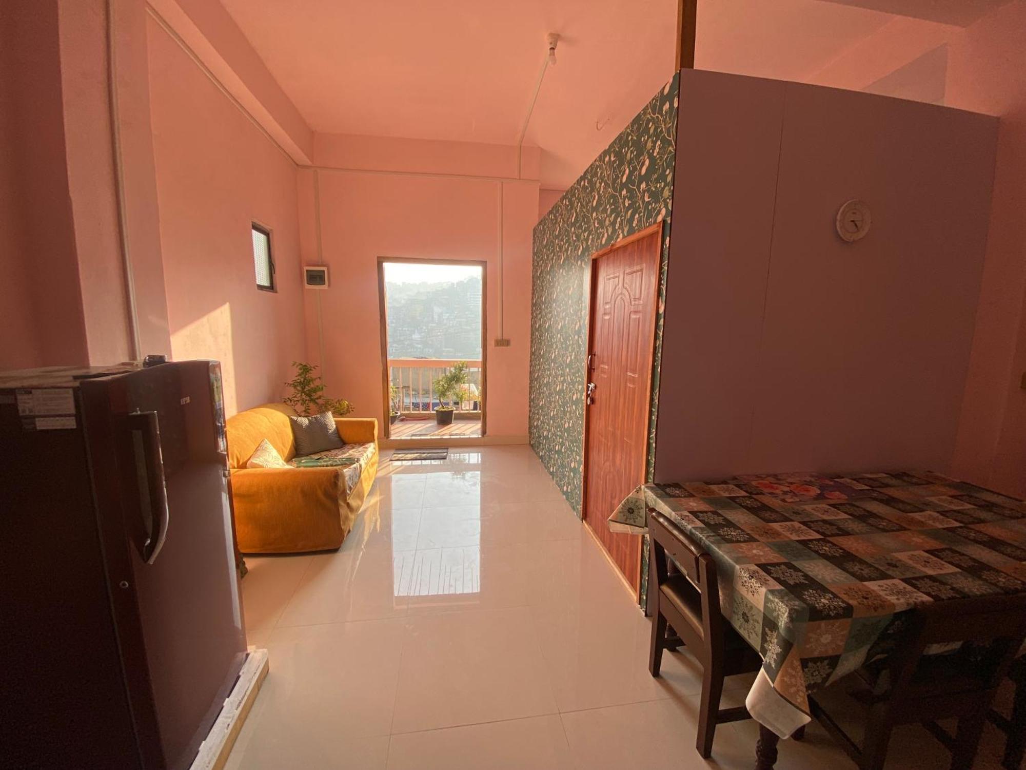Aizawl Homestay Ngoại thất bức ảnh