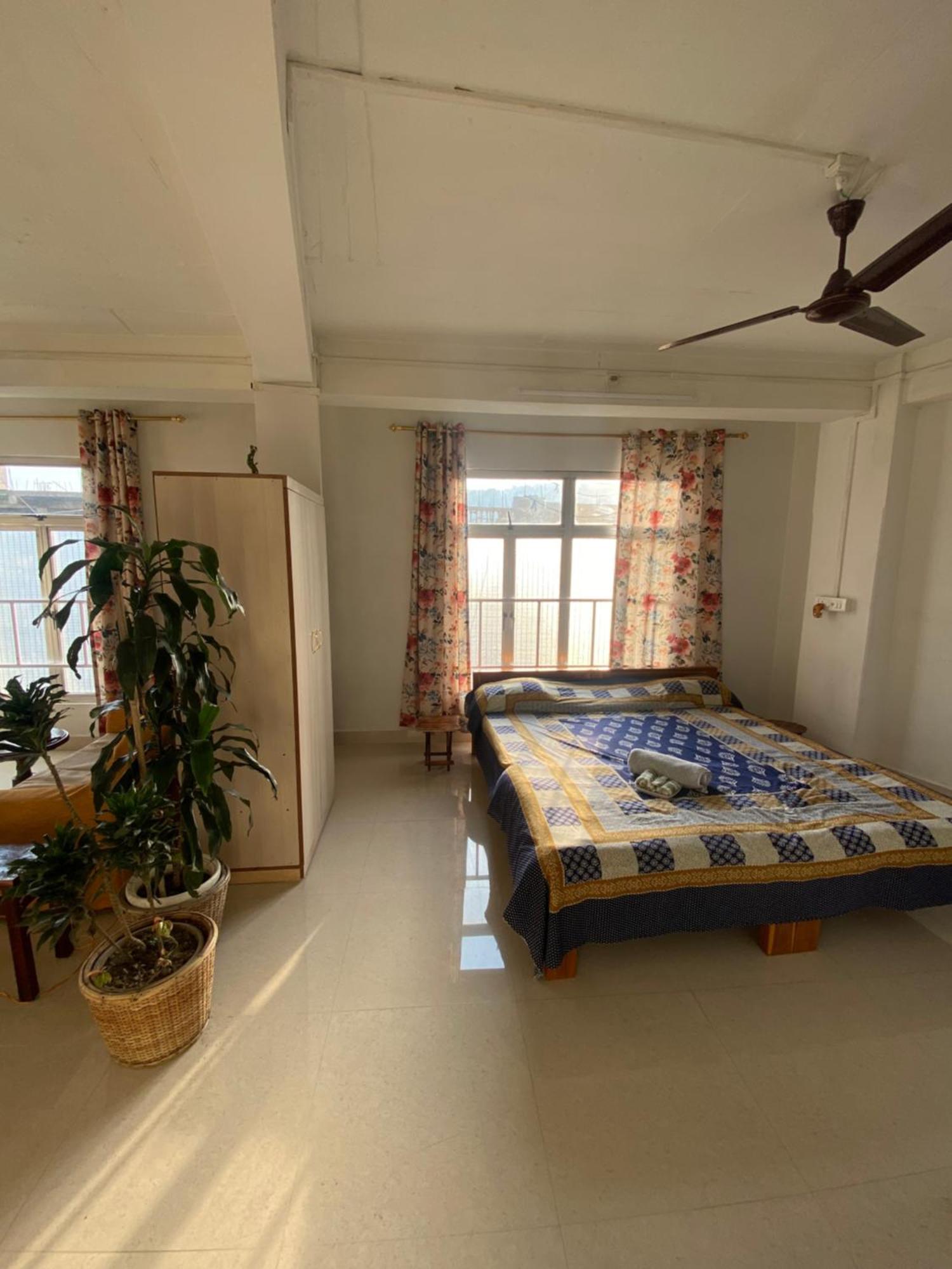 Aizawl Homestay Ngoại thất bức ảnh